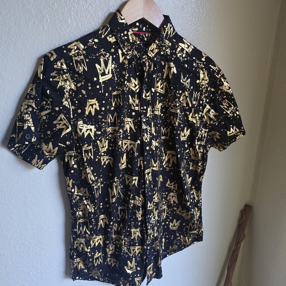 Drill Clothing Co. Men Button Down With Crown Print Designs Size Medium Slim Fit - Picture 2 of 6